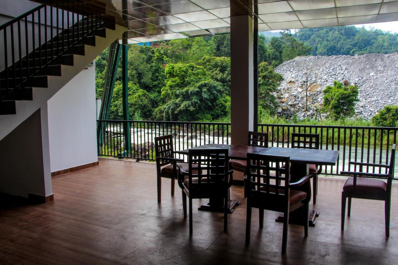 Hotel Adventure Base Camp Kitulgala Exterior foto